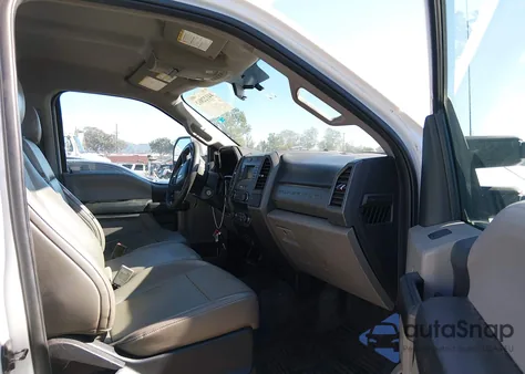 2018 Ford F-250 Xl из США, поврежденный, VIN 1FDBF2A6XJEB54401